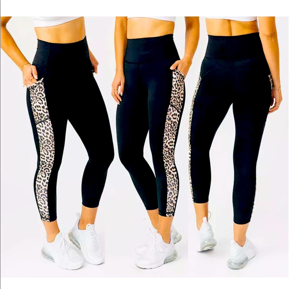 ZYIA active leopard pocket capri leggings 20”